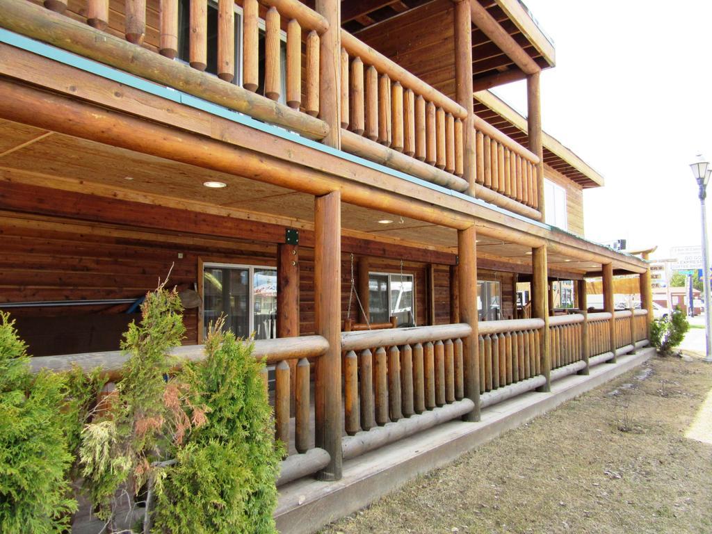 Yellowstone Country Inn West Yellowstone Exterior photo